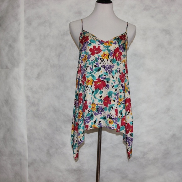 Silk Twelfth Street by Cynthia Vincent Flowy tank - Picture 2 of 6